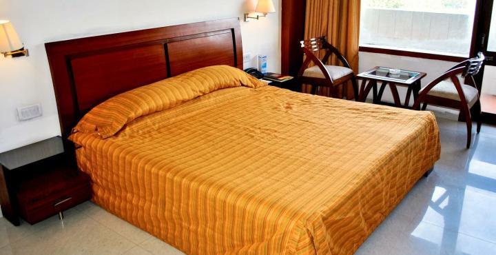 Shivalikview Hotel