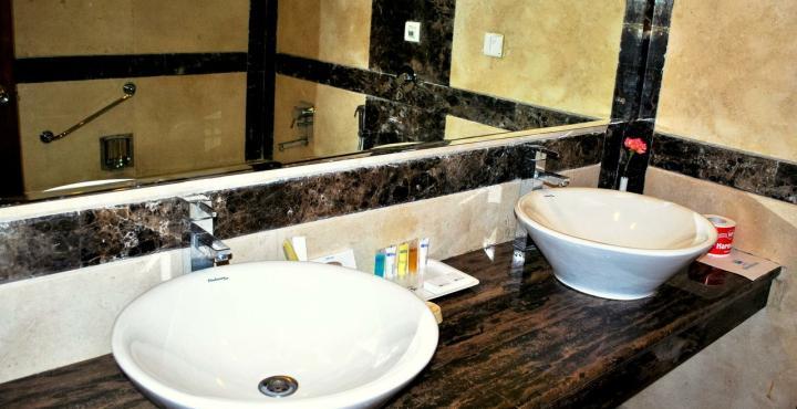 Shivalikview Hotel Chandigarh