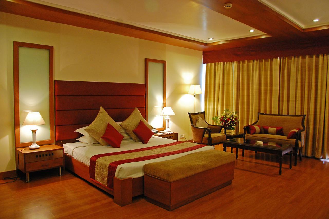 Shivalikview Hotel Chandigarh